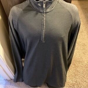 Men’s used Bobby Jones long sleeve quarter zip pullover size L large Pre own ite